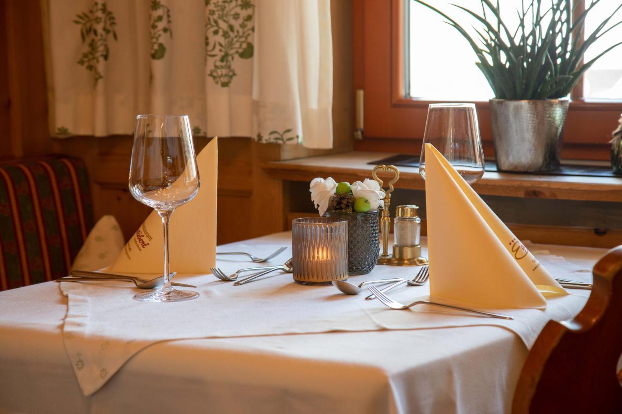 Eggerstueberl Hotel Ischgl Bagian luar foto