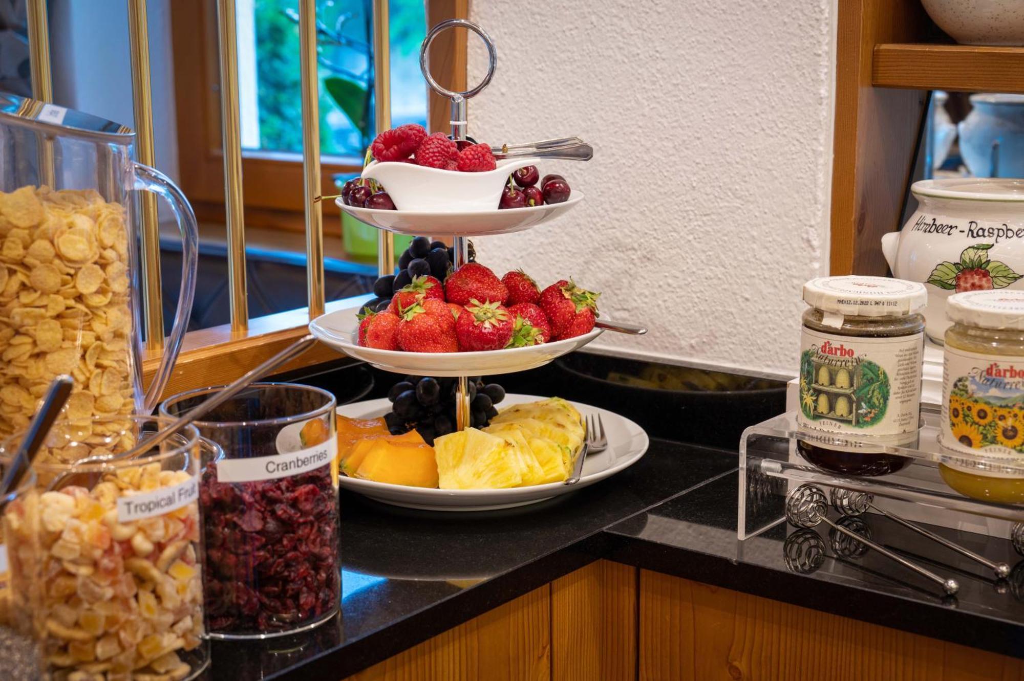 Eggerstueberl Hotel Ischgl Bagian luar foto
