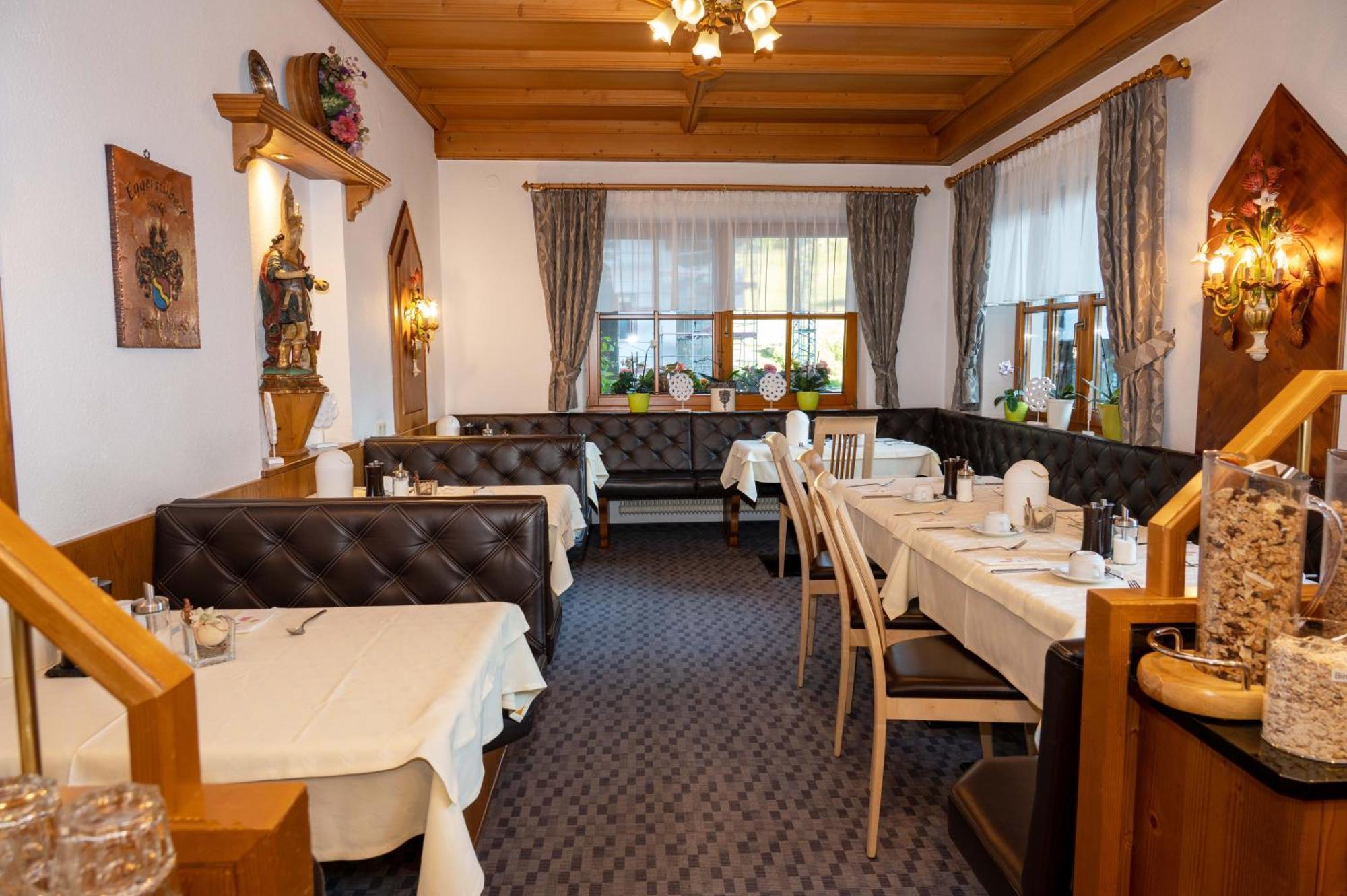 Eggerstueberl Hotel Ischgl Bagian luar foto