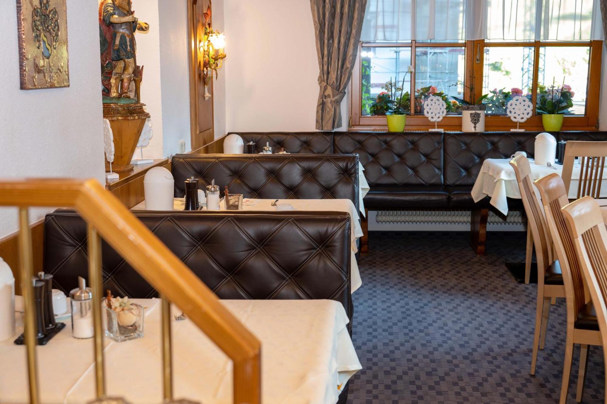 Eggerstueberl Hotel Ischgl Bagian luar foto