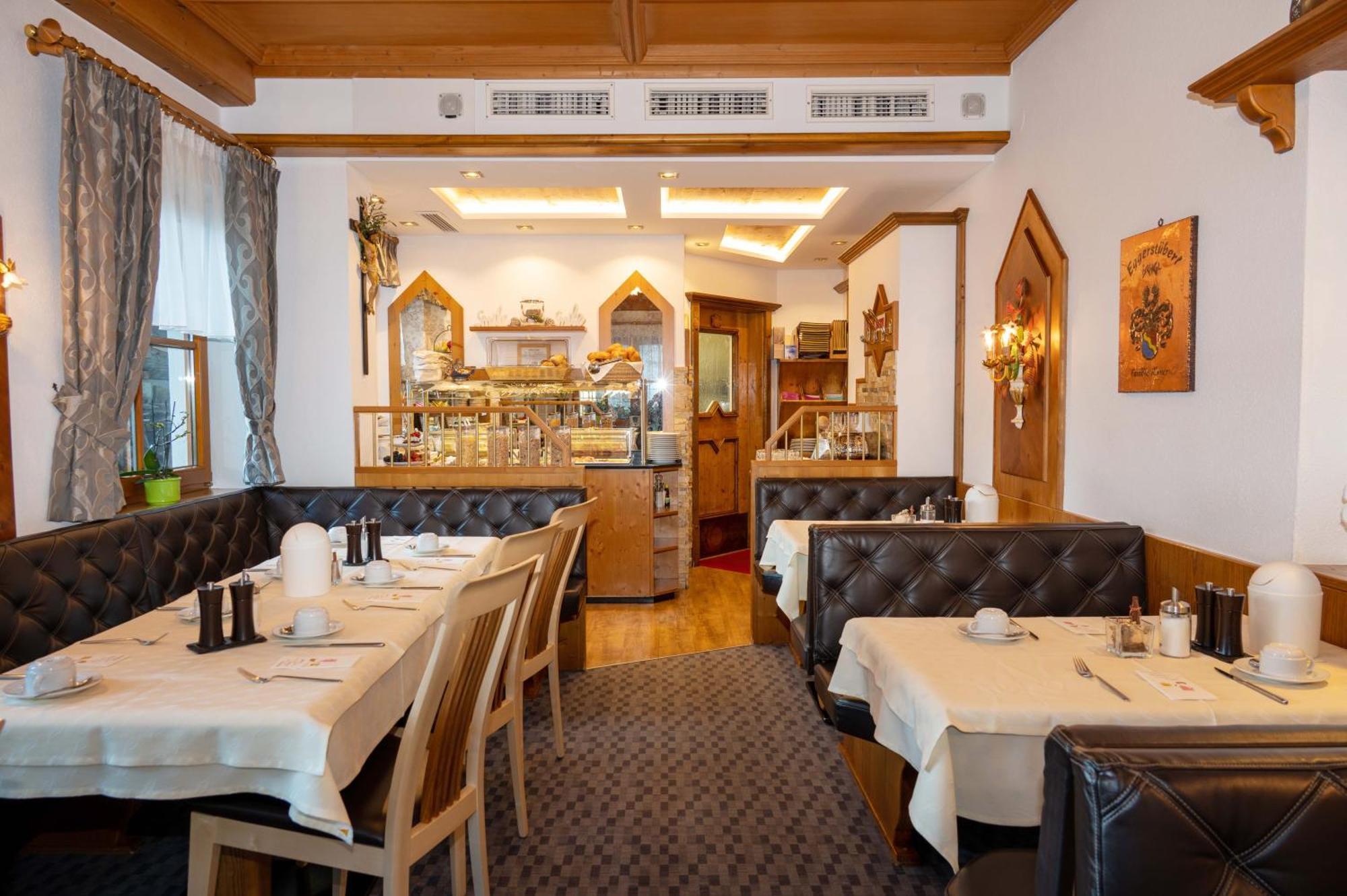 Eggerstueberl Hotel Ischgl Bagian luar foto